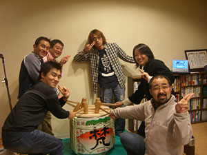 チョキは閉じるのが梵流です